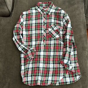 NWT Gap Women’s Christmas plaid top